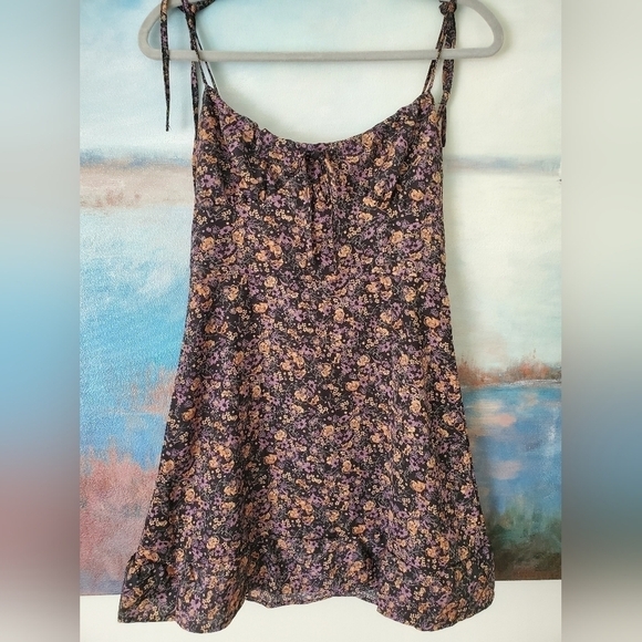 2/$35 Sale SHEIN Summer Flirty Floral Mini Dress LIKE New Size S - Picture 5 of 16